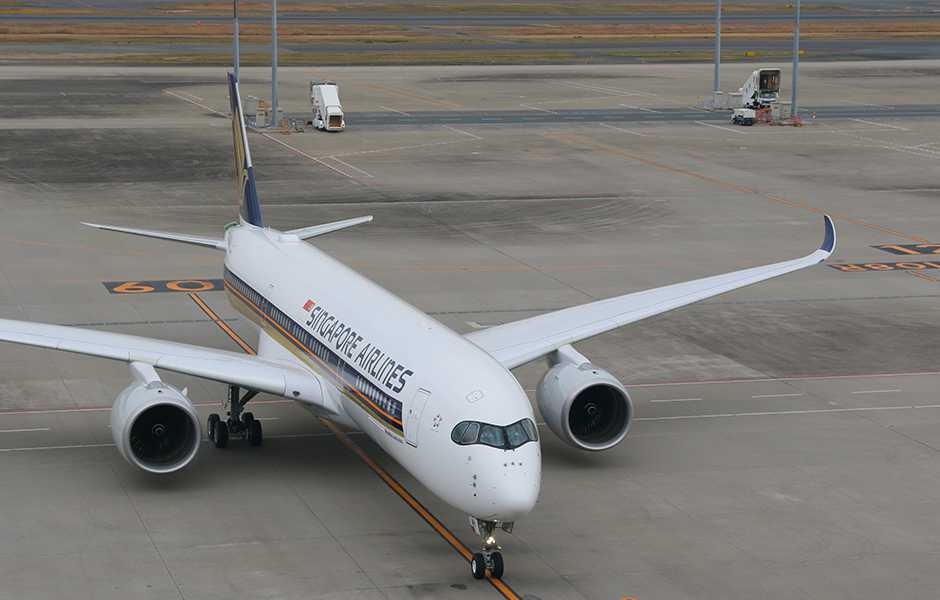 Herpa Wings 777-300ER シンガポール航空 （航空会社向け限定