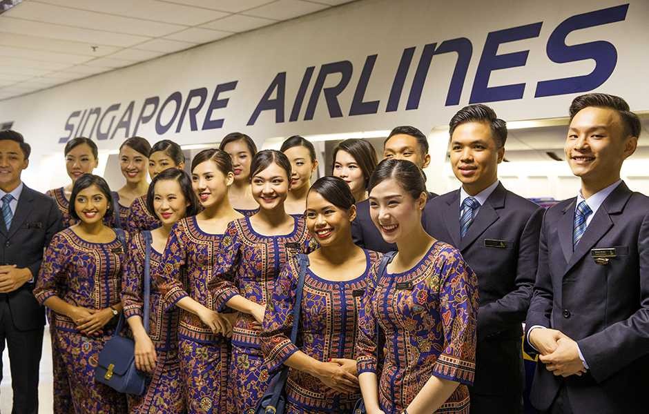 Hello Kitty シンガポール航空サロンケバヤ版 シンガポール航空 SQ ハローキティ サロンケバヤ（CA制服） サービスの