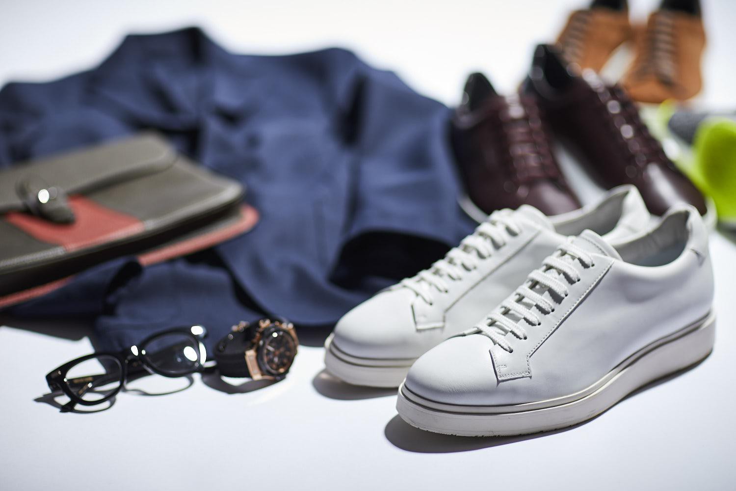 大人もやっぱりスニーカー | 特集コンテンツ | LEON レオン