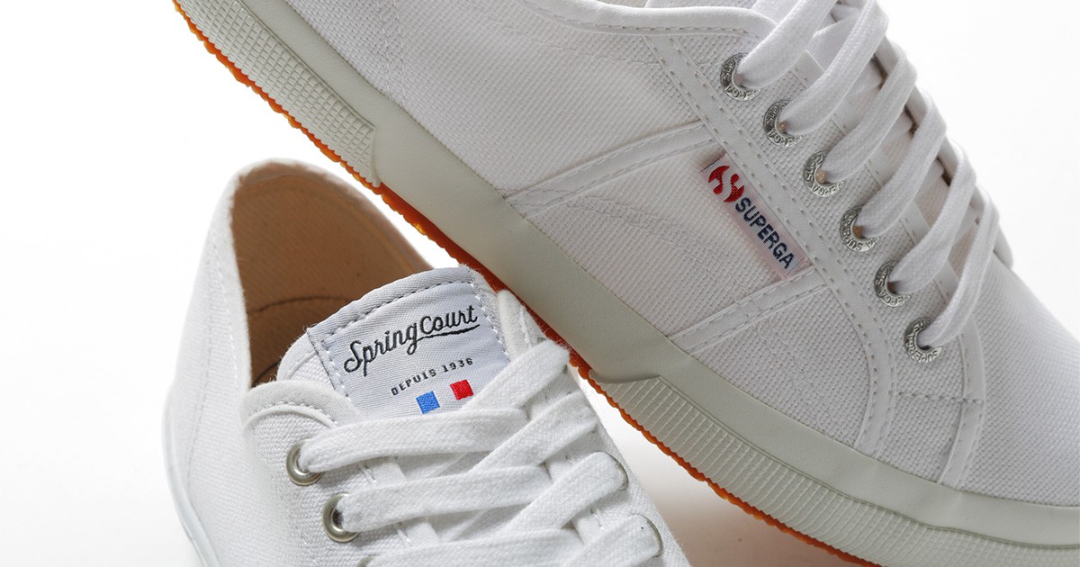 ホワイトキャンバススニーカー 服好きや業界人が選ぶ白スニーカーは、なぜこの2ブランドなのか