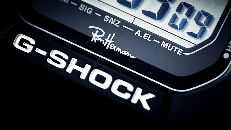 G-SHOCKの最新コラボは、真っ黒なロンハーマン10周年モデル