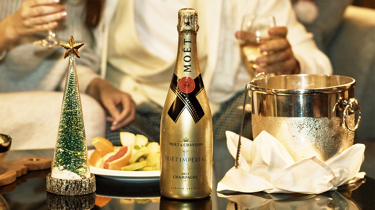 B-3 ③ モエシャンドン シャンパンシャンデリア スタンド グラス置き