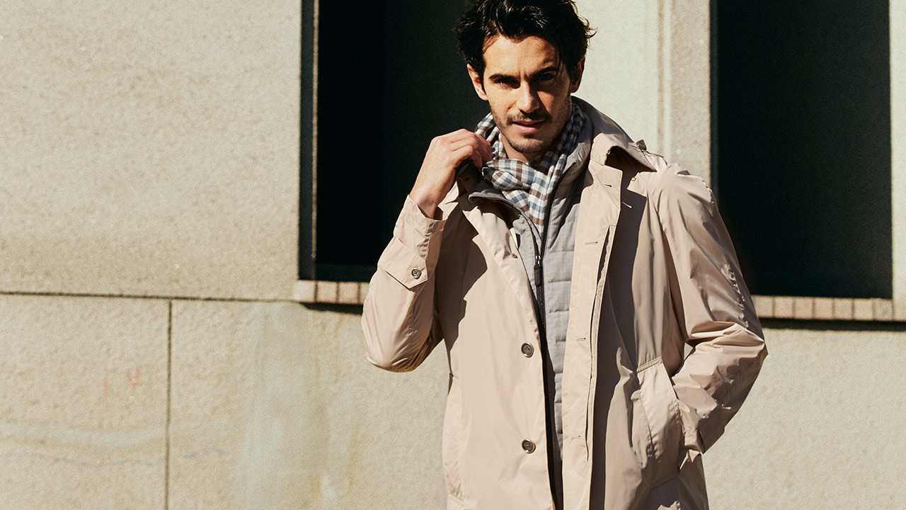 センスがいいと言われる人が選ぶ春アウターといえば、アクアスキュー