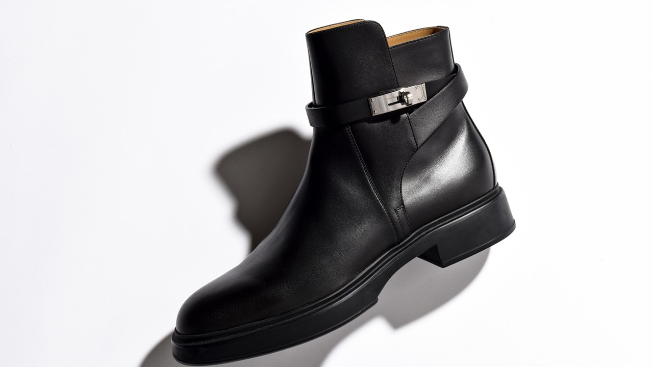 エルメスの新作シューズは、大人をワクワクさせるんです | メンズ