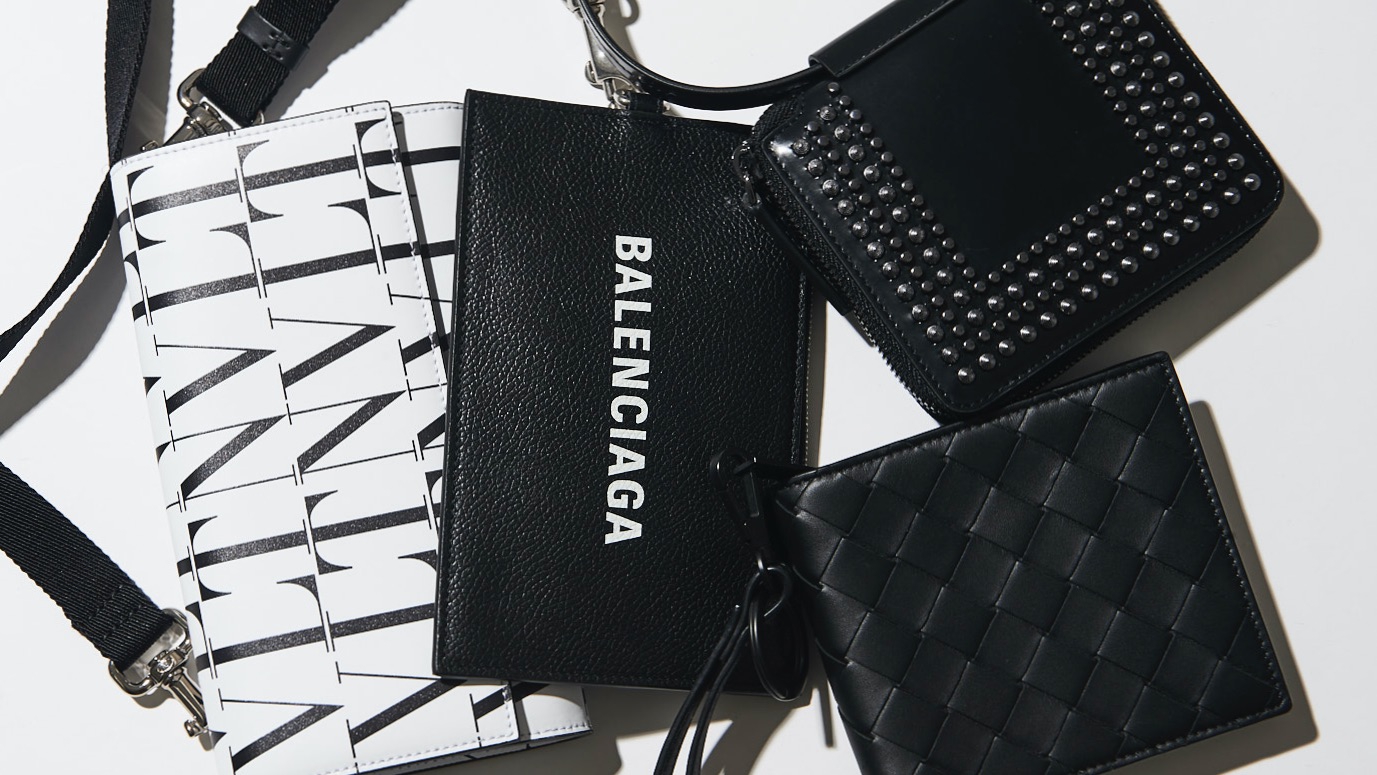 BALENCIAGA ブラックケース ネックウォレット 備品すべて純正品 BALENCIAGA ブラックケース ネックウォレット 備品すべて純正品