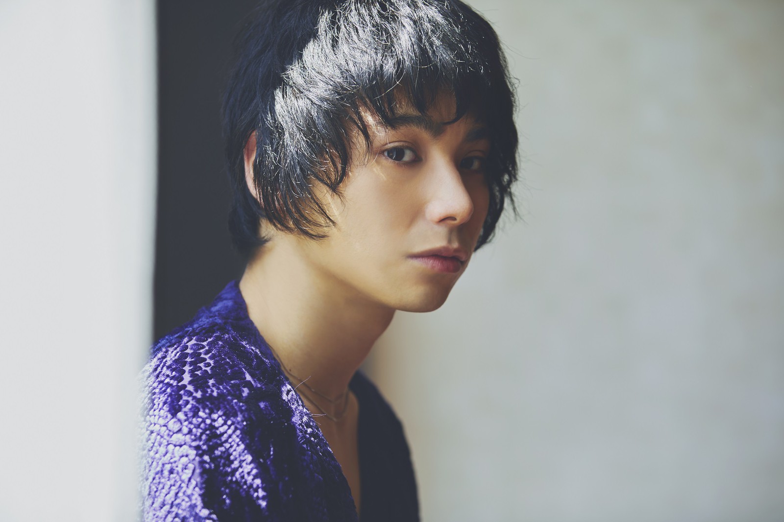 村上虹郎、24歳はなぜ圧倒的な色気とエネルギーを放出できるのか