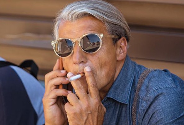 おじさんに見えない白髪のお洒落テクとは？ | ファッションスナップ