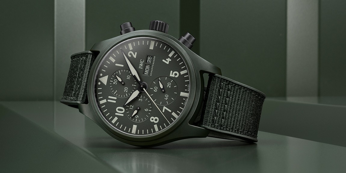 IWC純正布製インレイ付きラバーストラップ・ブラック IWCの新作パイロット・ウォッチは、色っぽいトップガンがズラり