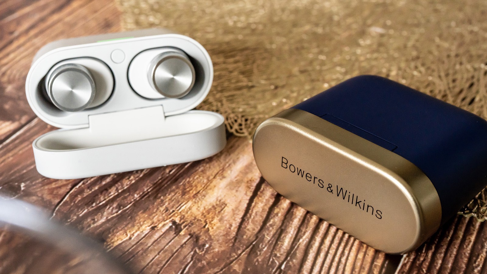 [極美品]Bowers&WilkinsP15ノイズキャンセリング付き　イヤホン imgrc0114124095.jpg