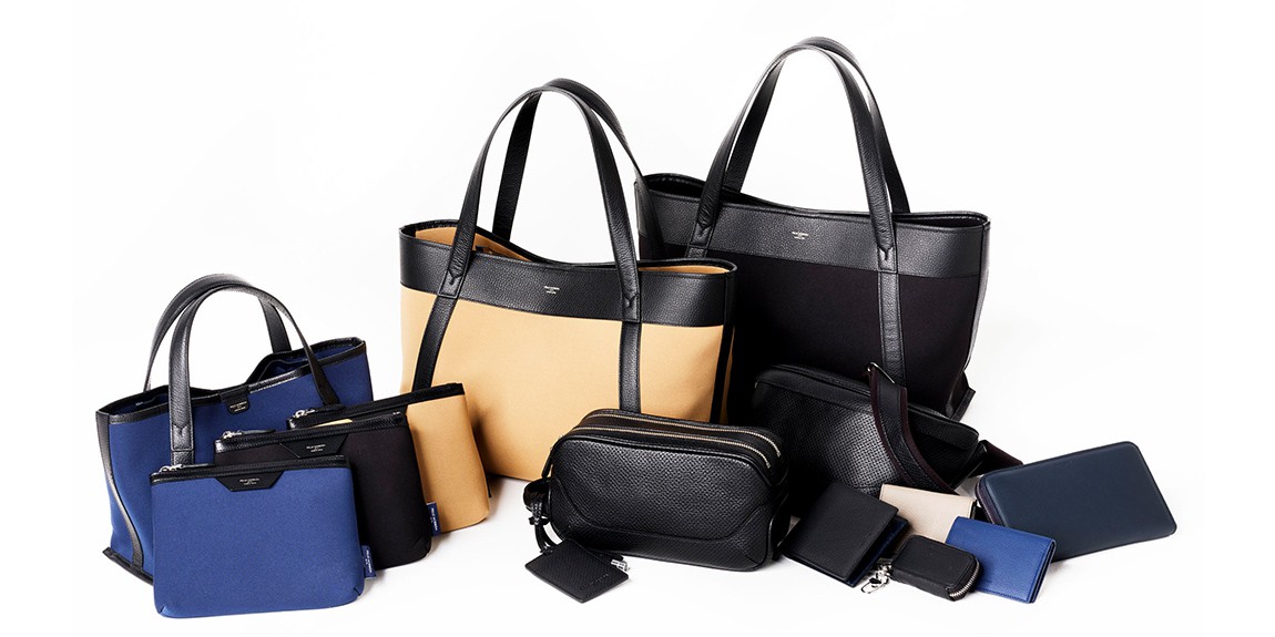 美品✨ペッレモルビダ　LEON×ジローラモ　10周年限定モデル　ブルー　シボ革 美品✨ペッレモルビダ LEON×ジローラモ 10周年限定モデル ブルー シボ