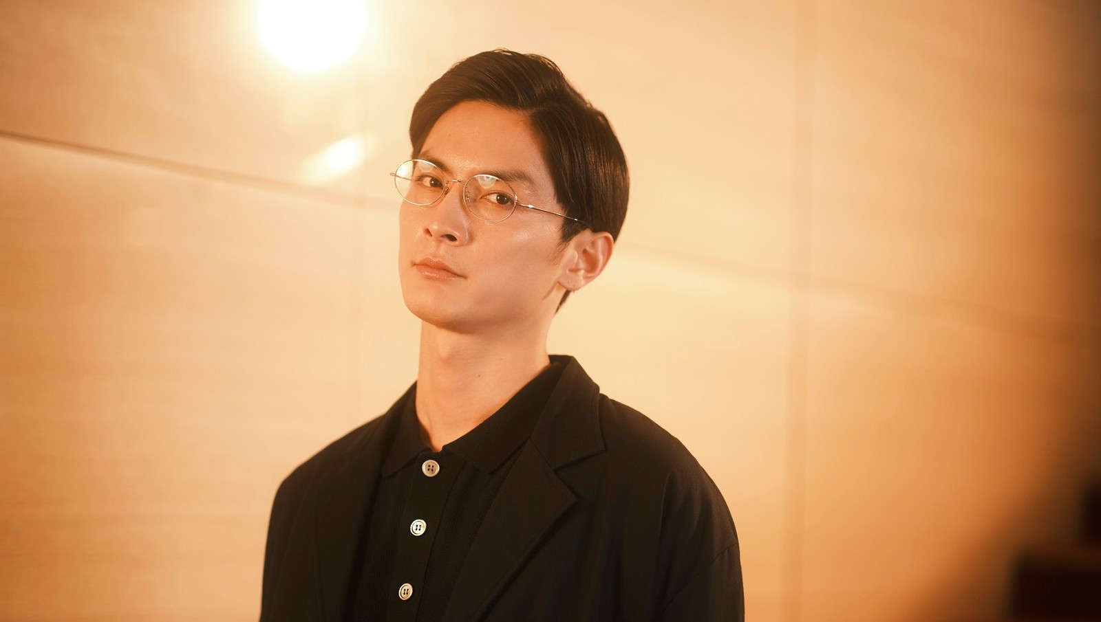 高良健吾「俳優を続ける原動力は、悔しさが一番デカいです」 | 著名人