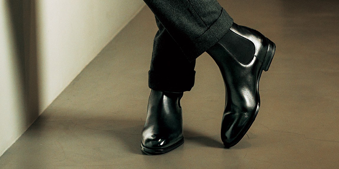 マノロ ブラニク」の新作登場！ どんなスタイルにも合う、最高峰