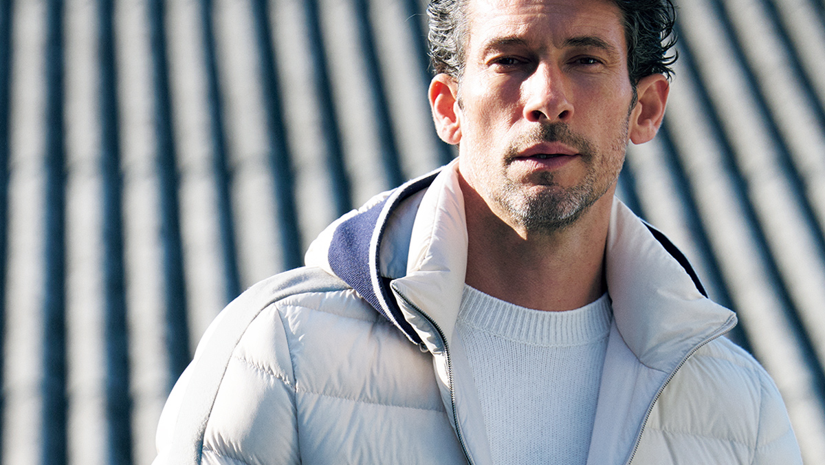 HERNO ウォーターレペレントマットナイロンフーディーダウンベスト