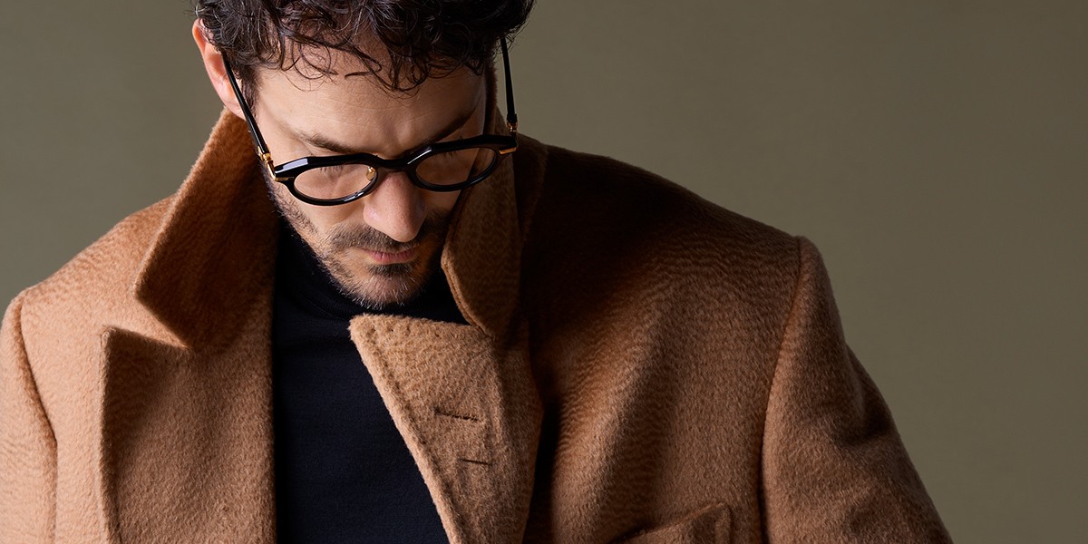 暖かくサマになる冬】極上のキャメルコートです | 買えるLEON | LEON