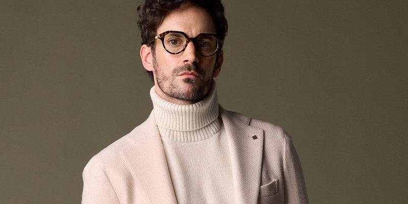 暖かくサマになる冬】エレガントで着心地いい「白ジャケット」です