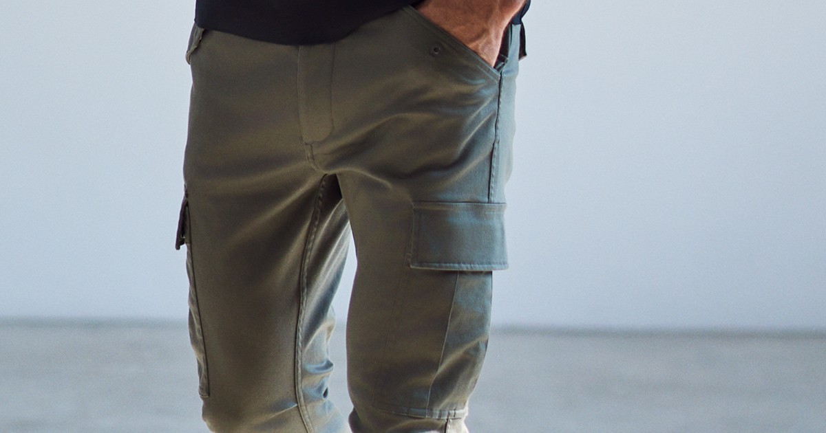 大人の秋冬ワードローブ10】 脚長パンツ＋別注ヘンリーネックTシャツ