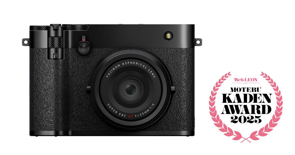 まるで“手のひらサイズの怪物”！ 1億画素カメラ「GFX100RF」なら旅が