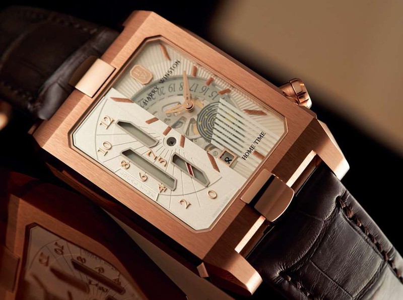 新素材もどんどんスマート に取り入れています | メンズウォッチ