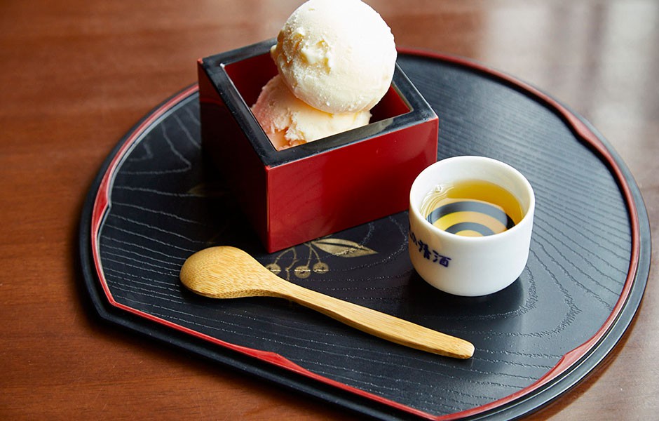 日本酒アイスクリーム(うなぎのねどこ)