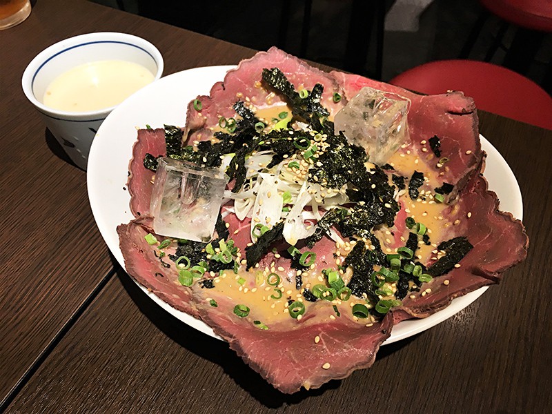 ワインダイナー ヴィンゴ 四ツ谷店 飲めるローストビーフ丼「冷汁!」