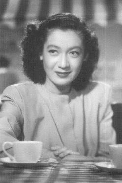 原節子さん（1920年～2015年）。「永遠の処女」と呼ばれ、日本映画の黄金時代を築いた女優