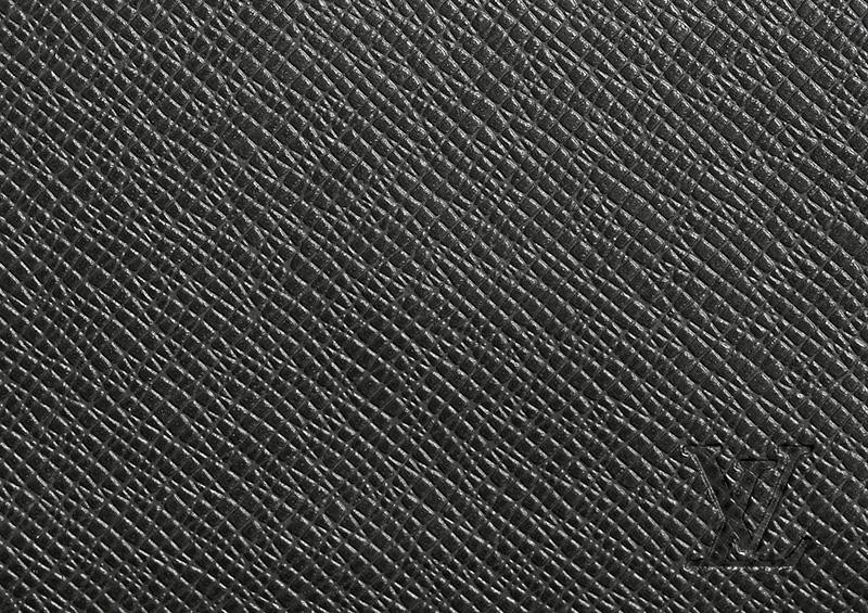 ルイ・ヴィトン(LOUIS VUITTON)タイガ・レザー