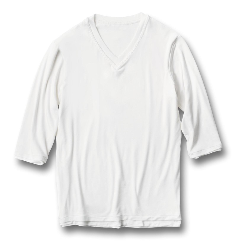 暖かな機能素材を使用したTシャツ/AKM(AKM 表参道ヒルズ)