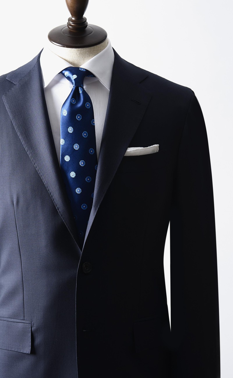 【極上/未使用】Kiton スーツ上下　ネイビー　50 XL相当　ピンストライプ 極上/未使用】Kiton スーツ上下 ネイビー 50 XL相当 ピン