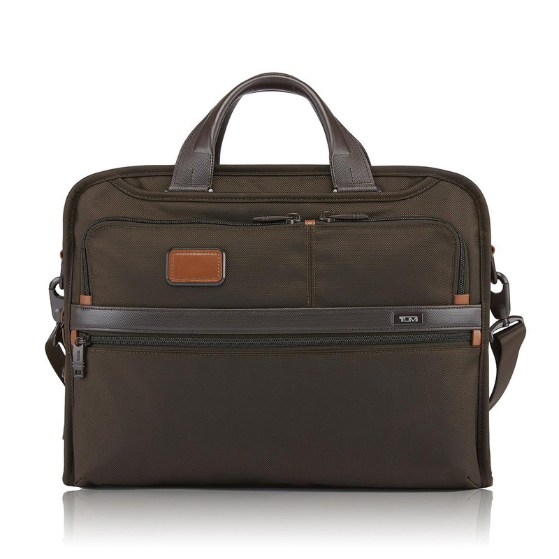 TUMIの限定カラーが遂に日本上陸！ 韓国で話題になった“エスプレッソ