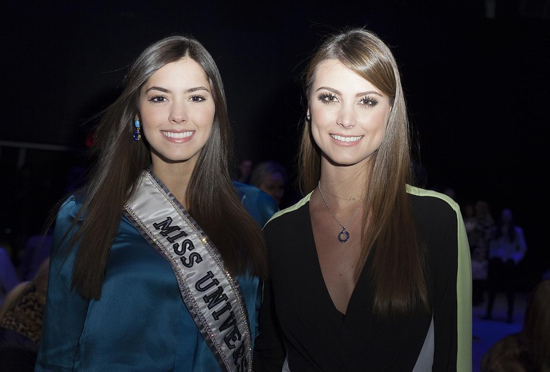 写真左：「ミス・ユニバース」の2015年の優勝者、コロンビア出身のパウリーナ・ベガさん。