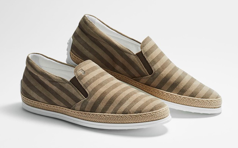 シューズ6万4000円/トッズ(トッズ・ジャパン)