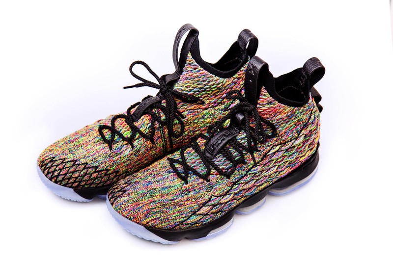 LEBRON XV EP レブロン15 マルチカラー シューズ ニット LEBRON XV EP レブロン15 マルチカラー シューズ ニット - メルカリ