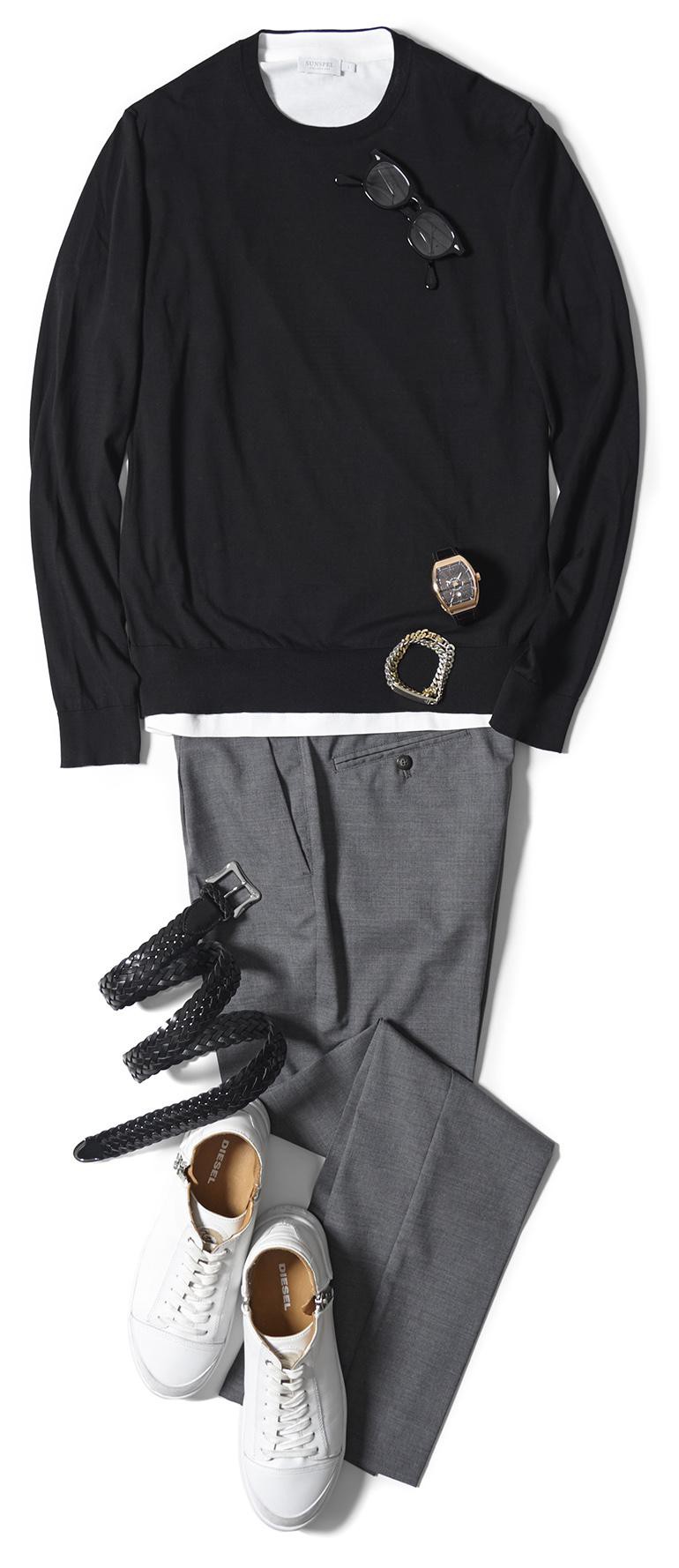 Tシャツ1万1000円/サンスペル、ニット6万円/フェデッリ(トレメッツォ)、パンツ2万6000円/ジャブス アルキヴィオ(エフイーエヌ)、ベルト4万4000円/J &M デヴィッドソン(リング東京店)、眼鏡3万7000円/ジュリアス・タート・オプティカル(ザ・パークサイド・ルーム)、時計225万円/フランク ミュラー(フランク ミュラー ウォッチランド東京)、靴2万6000円/ディーゼル(ディーゼル ジャパン)