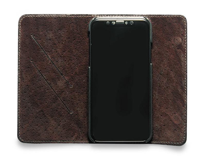 スマホケース18万円/T・MBH