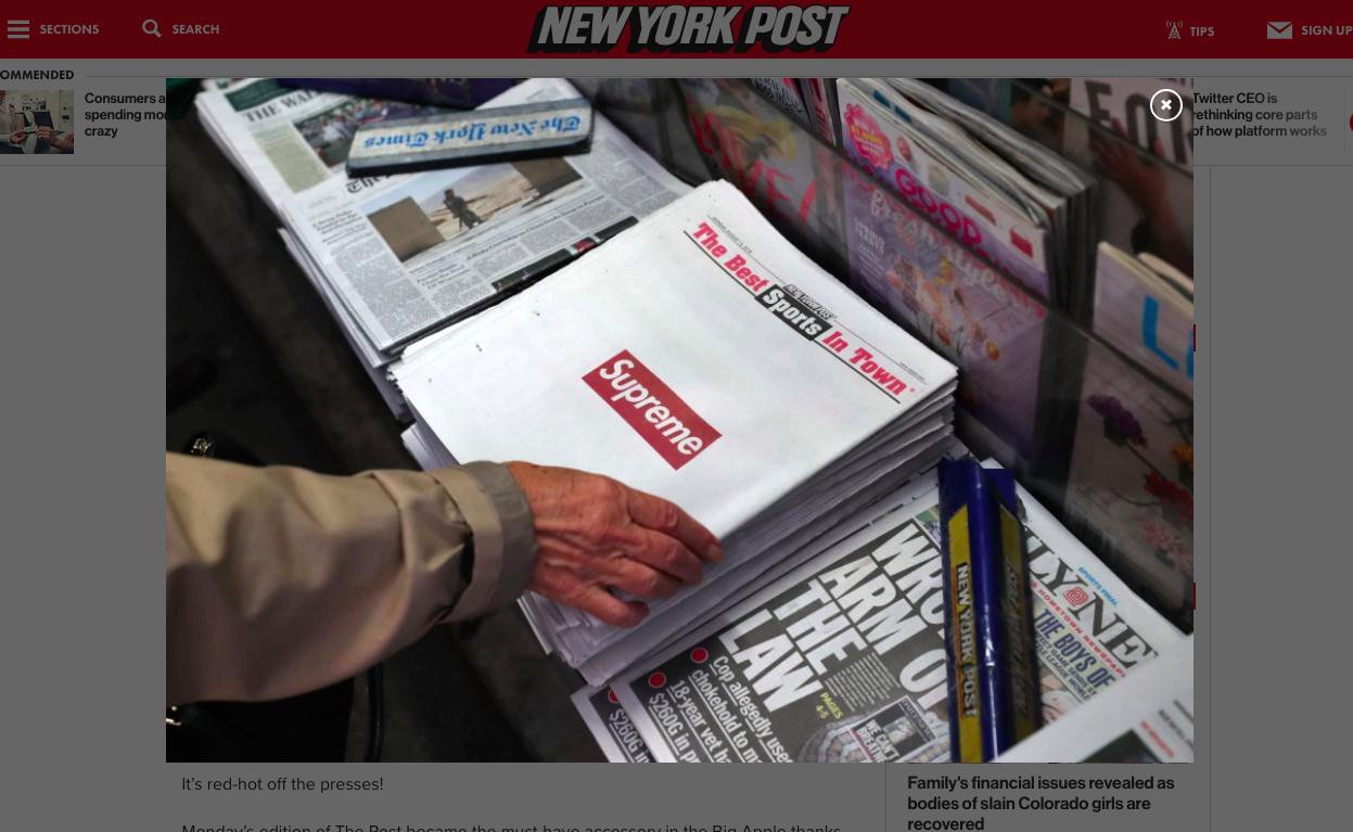 ８月13日発行のアメリカの日刊紙「ニューヨーク・ポスト」では、表紙と裏表紙に「シュプリーム」の広告が掲載され、たちまち売り切れ店が続出。こちらも瞬時にSNSで拡散されバズを生んだ。「ニューヨーク・ポスト」公式サイトから。