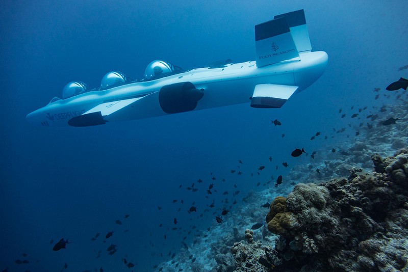 DeepFlight Submarine – Underwater