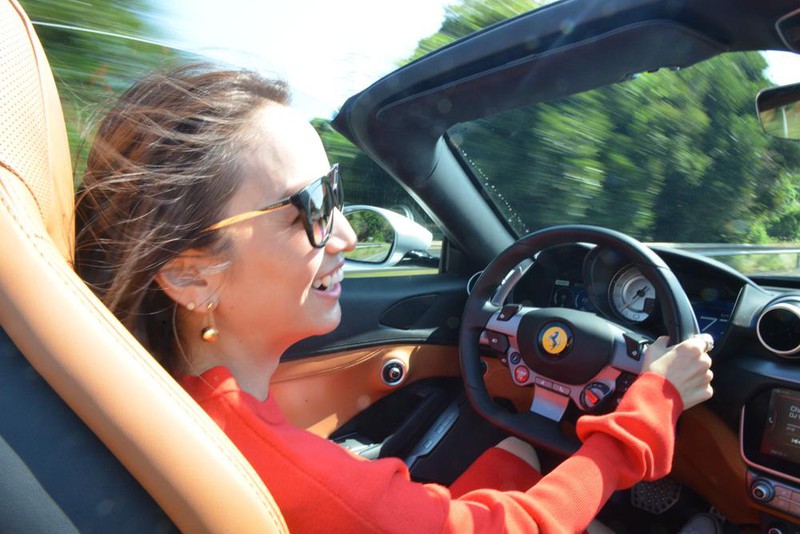 フェラーリ　ポルトフィーノ　藤井悠