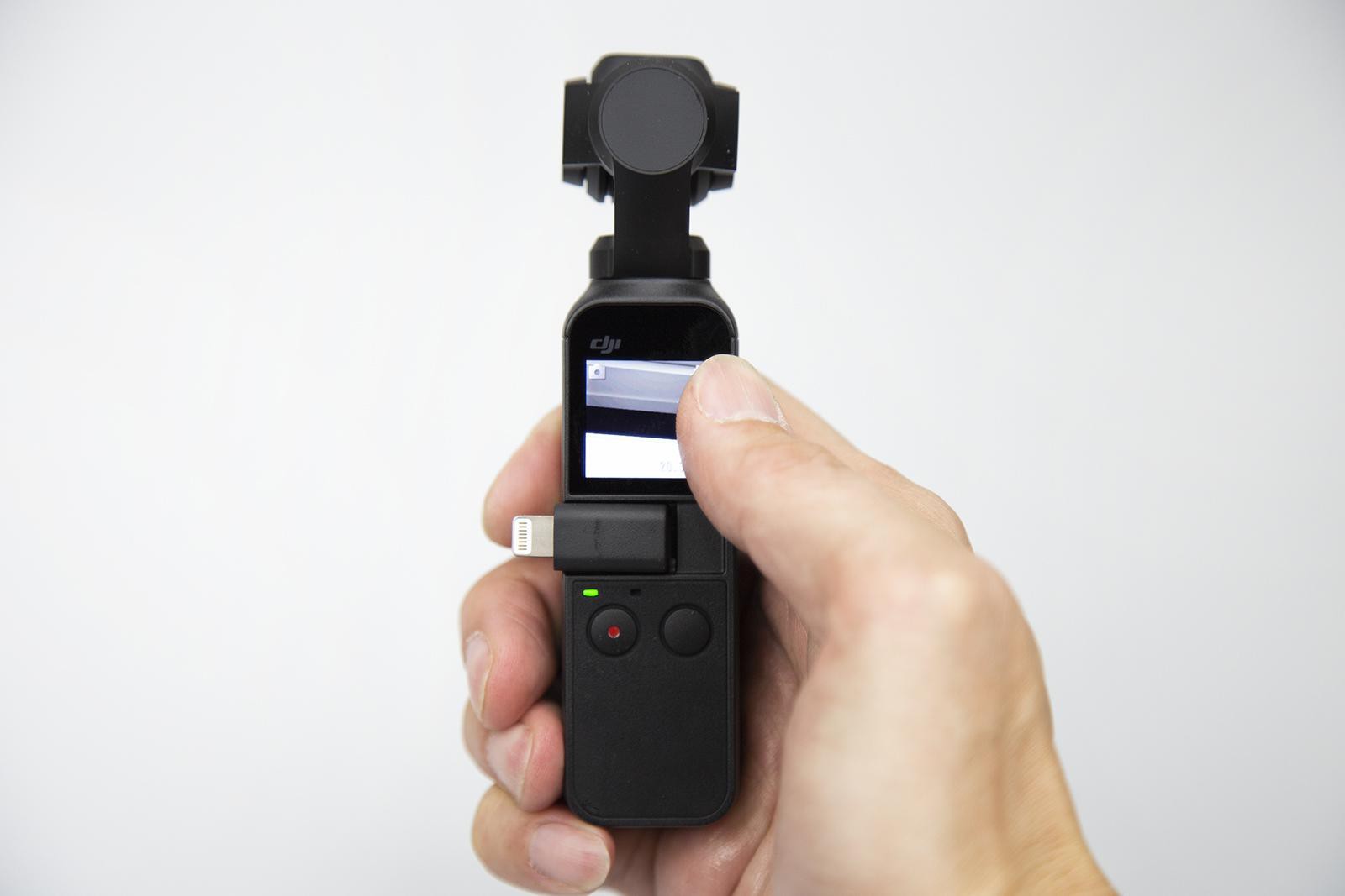 DJI「Osmo Pocket」44,900円。https://www.dji.com/jp/osmo-pocket