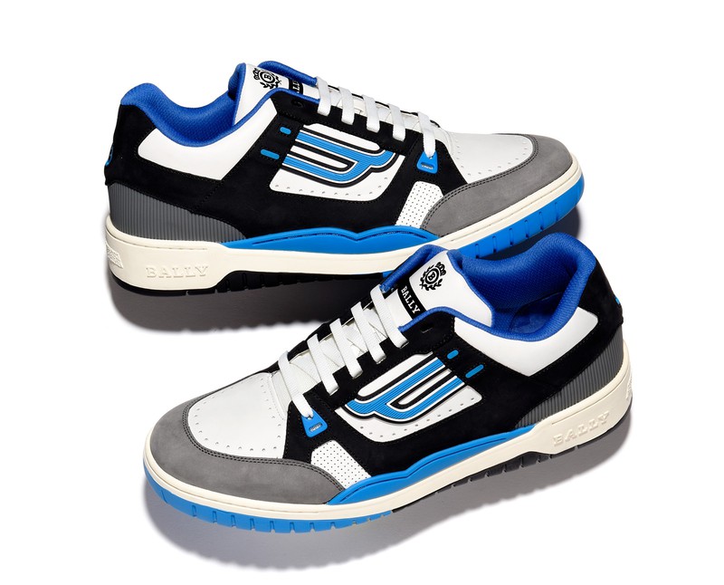 スニーカー 5万6000円/バリー(バリー 銀座店)