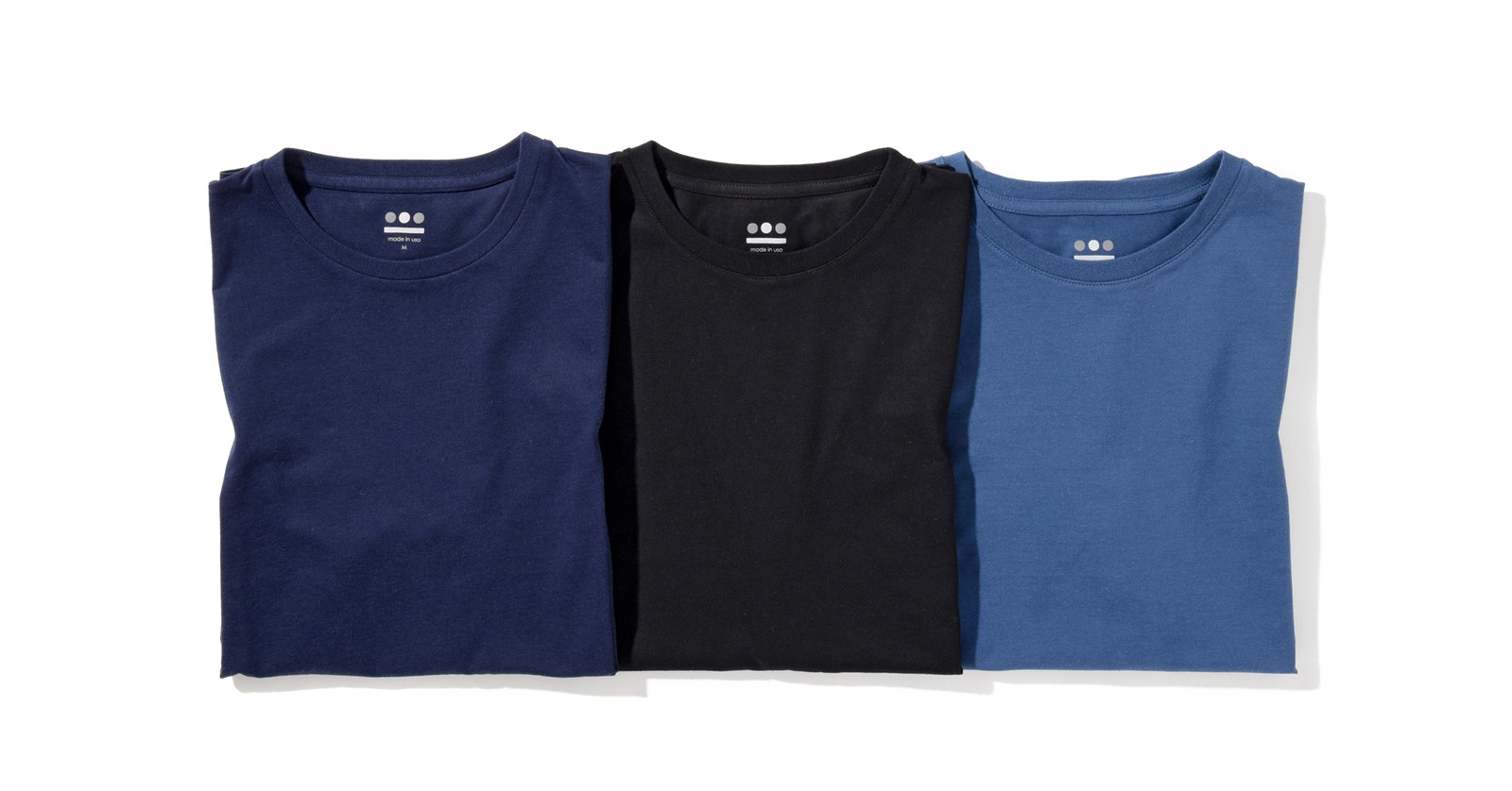 Tシャツ各1万8000円/スリードッツ(スリードッツ青山店)