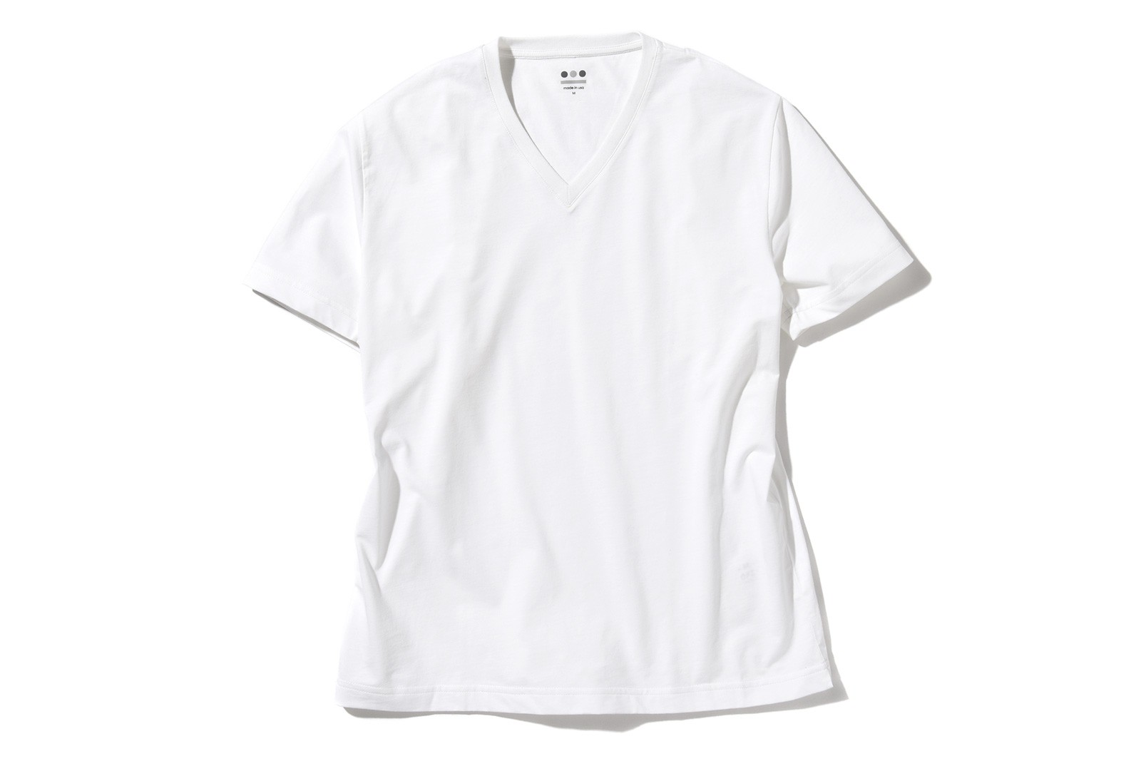 Tシャツ1万1000円/スリードッツ(スリードッツ青山店)