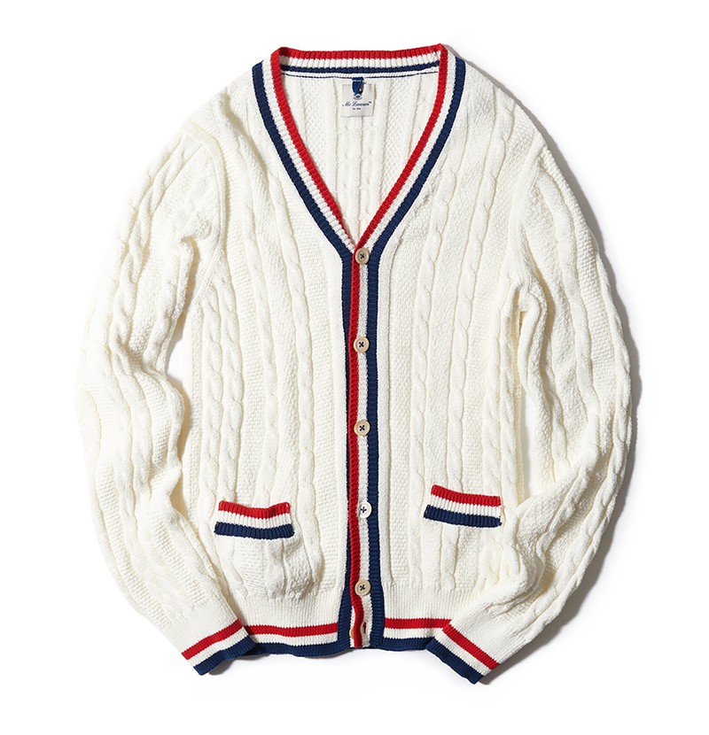 カーディガン3万4000円/マック ローレン