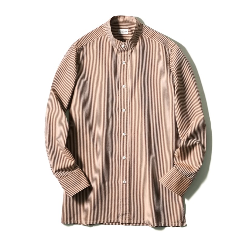 シャツ 2万4000円/バグッタ(トレメッツォ)