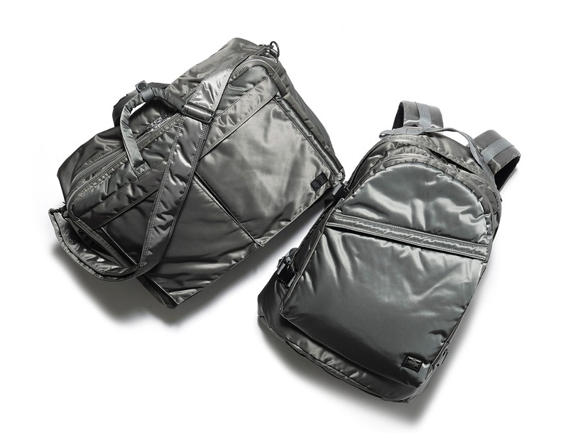 3WAYブリーフケース［W45×H33×D18cm］4万9000円／ポーター（吉田）、デイパック［W36×H50×D18cm］4万8500円／ポーター（吉田）