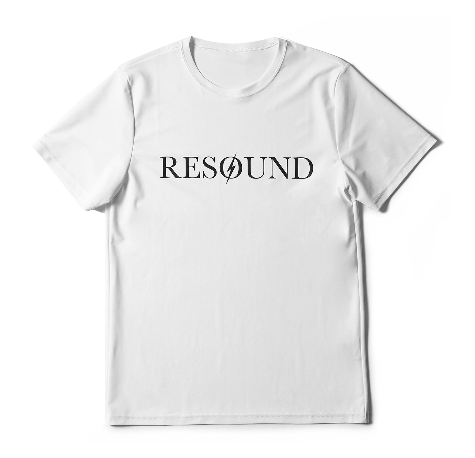 Tシャツ8500円／リサウンドクロージング (ハンドイントゥリー ショールーム)