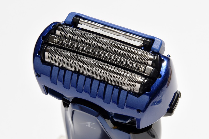 シェーバー 実勢価格1万8800円(編集部調べ)/パナソニック(パナソニック 理美容・健康商品 ご相談窓口)