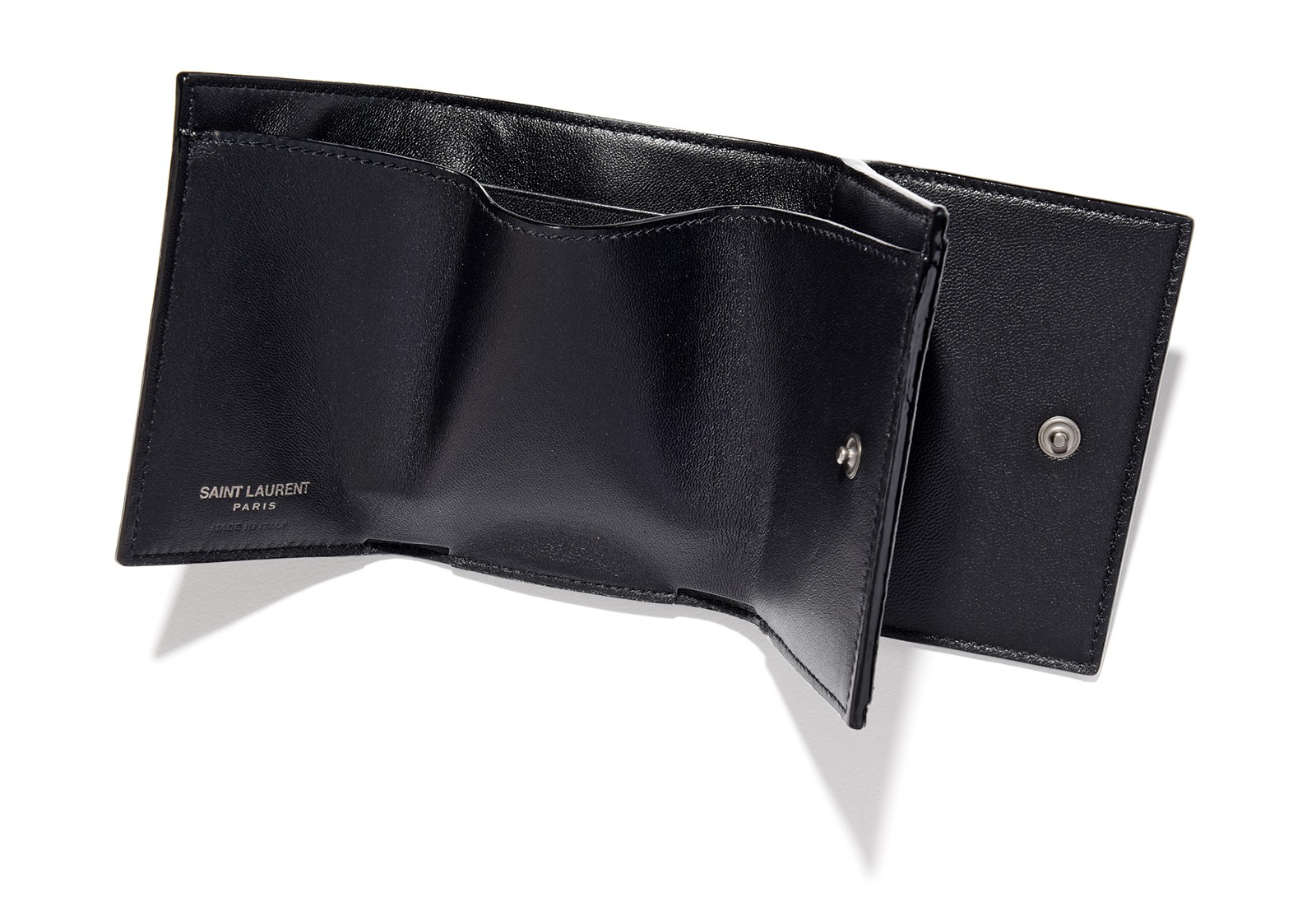 二つ折り財布W9.5×H7×D3.5cm 5万5000円/サンローラン バイ アンソニー・ヴァカレロ(イヴ・サンローラン)