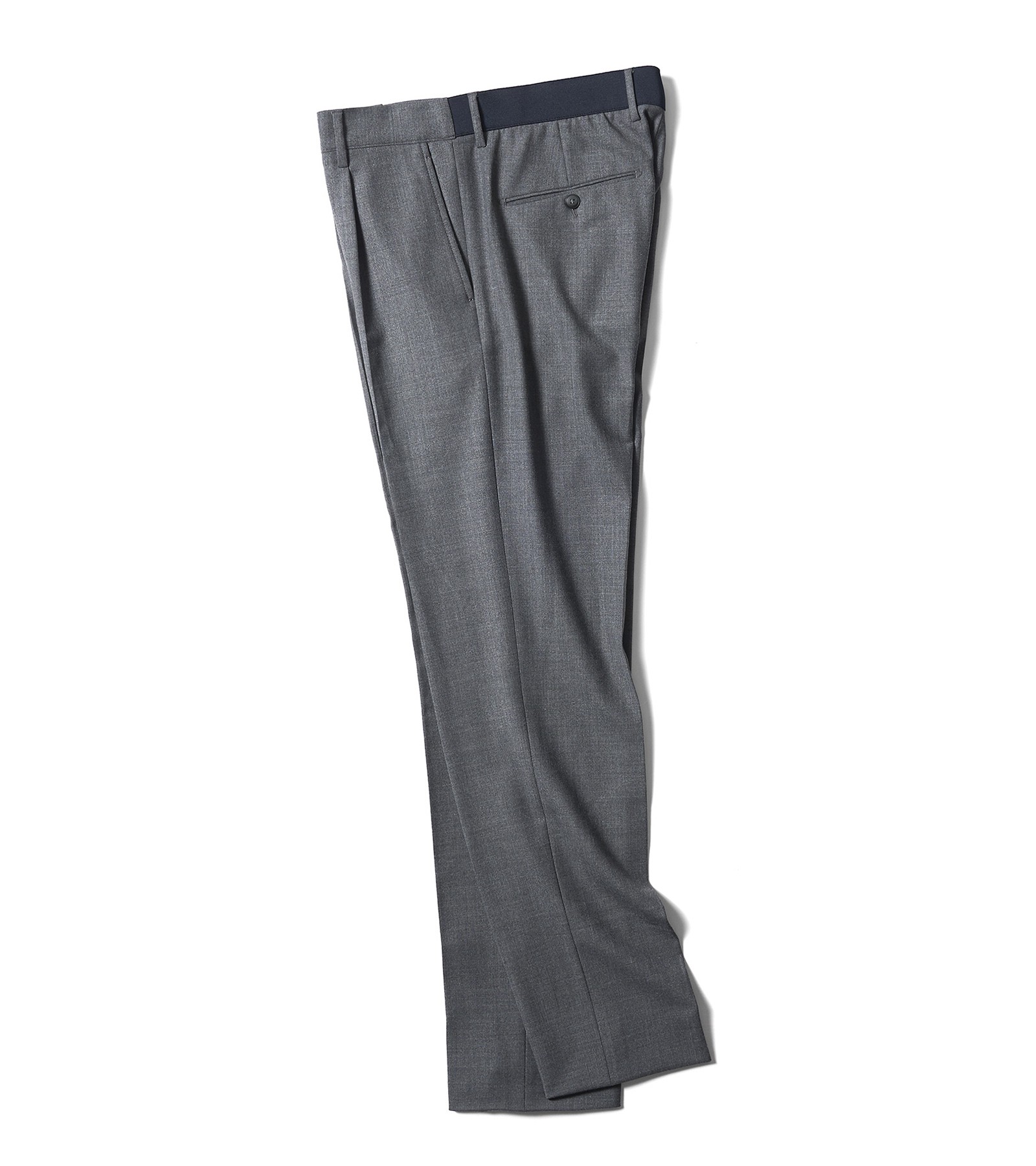 パンツ2万8000円/ベルウィッチ(アマン)