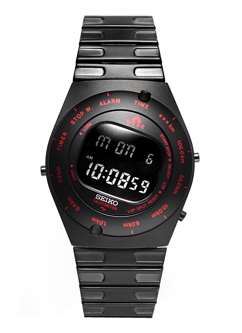 「セイコー×バーニーズ・ニューヨーク」クォーツ、ブラック硬質コートSSケース（39.4mm）＆ブレスレット、10気圧防水、3万9000円／バーニーズ ニューヨーク カスタマーセンター