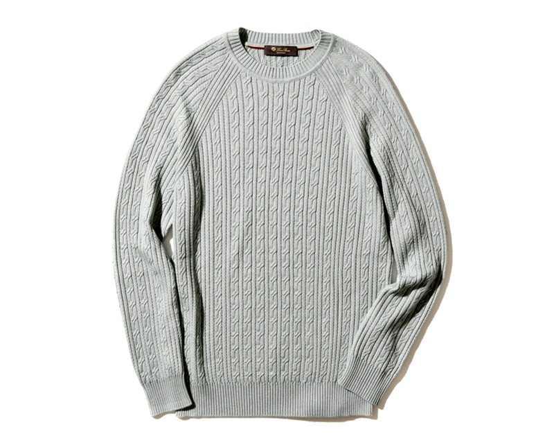 ニット23万2100円/ロロ・ピアーナ(ロロ・ピアーナ銀座並木通り本店)